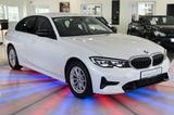 BMW 318 d Lim Sport Line*LEDER*NAVI*KAMERA*ALU*LED* - BMW 318: D