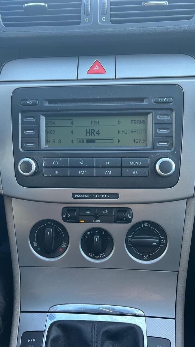 Volkswagen Passat 2006 — photo 7