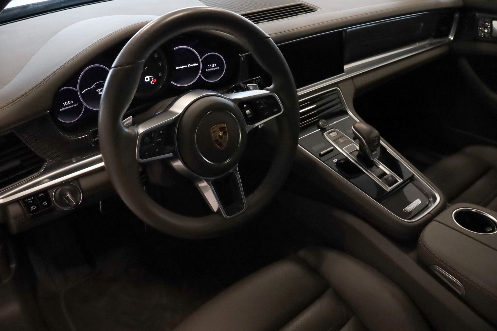 Fahrzeugabbildung Porsche Panamera Turbo Panorama, Carbon,Sportabgasanlage