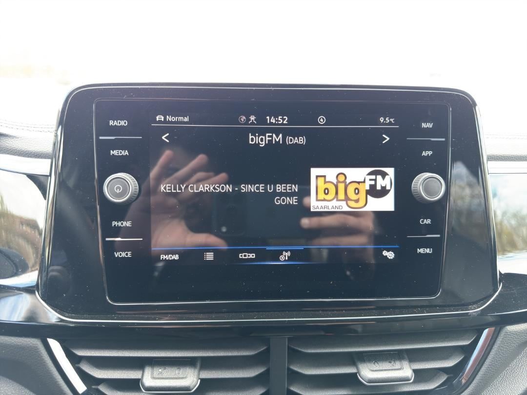 Fahrzeugabbildung Volkswagen T-ROC R-Line 1.0 TSI,Navi,SH,ACC,LED,Climatronic