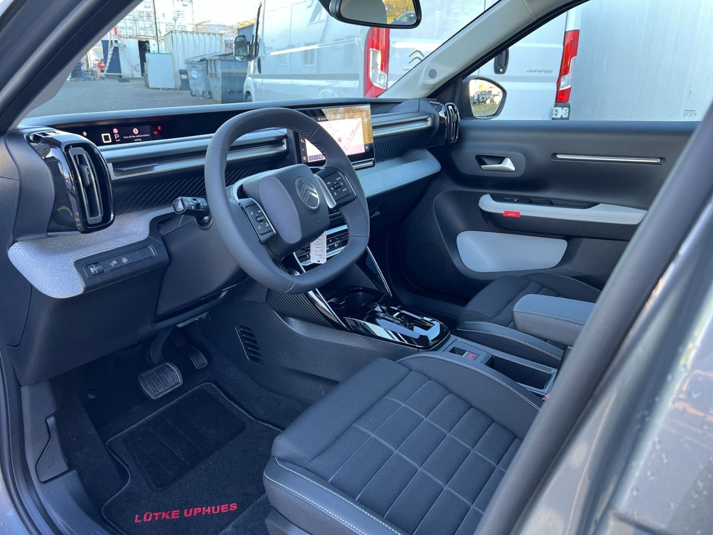 Fahrzeugabbildung Citroën C3 Elektro 113 Max HUD Navi LED CarPlay Temp.