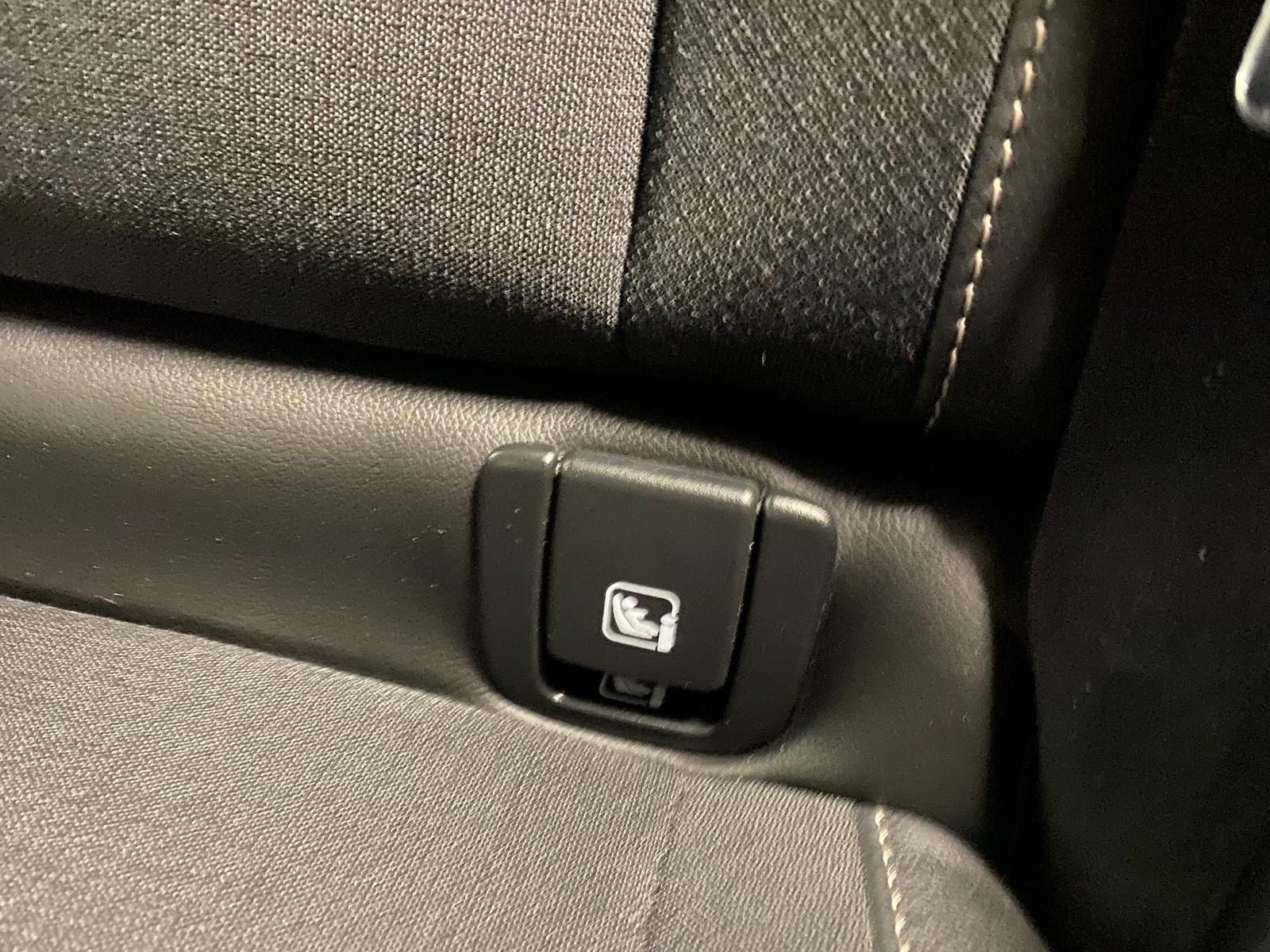 Fahrzeugabbildung Volvo XC40 KLIMA+RFK+PDC+NAVI+SITZHEIZ+4x4+AHK+ALU+LED