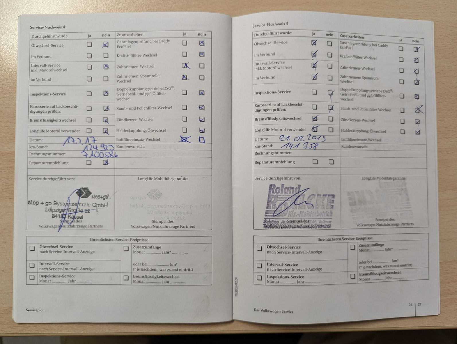 Fahrzeugabbildung Volkswagen T6 Transporter TDI lang 103KW Scheckheft 9-Sitze