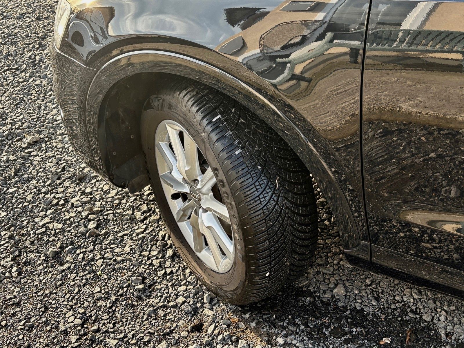 Fahrzeugabbildung Audi Q3 2.0 TDI Navi Xenon Alcantara/Leder SPORTSITZE