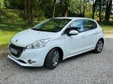 Peugeot 208 1.6 Allure eHDi Automatik Star... - Peugeot 208 mit Diesel-Antrieb: Automatik