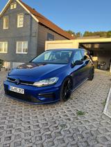 Volkswagen Golf VII 2.0 TDI R-Line Highline  - Volkswagen Golf Limousine R line mit Diesel-Antrieb