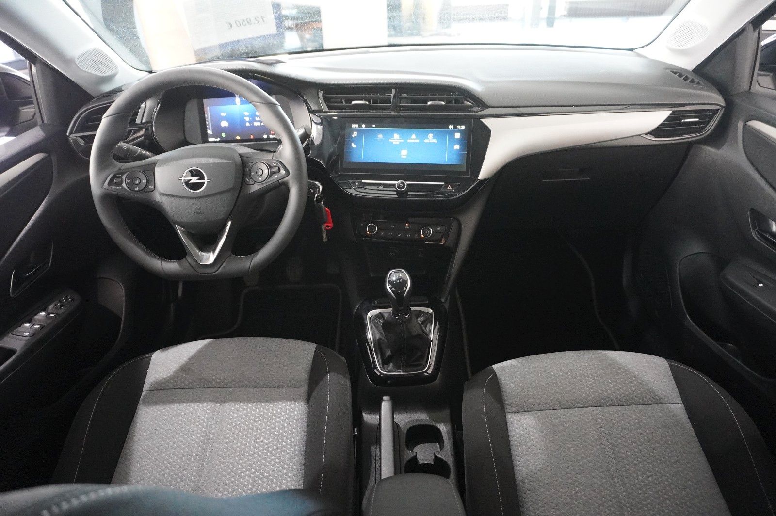 Fahrzeugabbildung Opel Corsa F 1.2 FACELIFT NAVI/LED/KAMERA/VIRTU./DAB+
