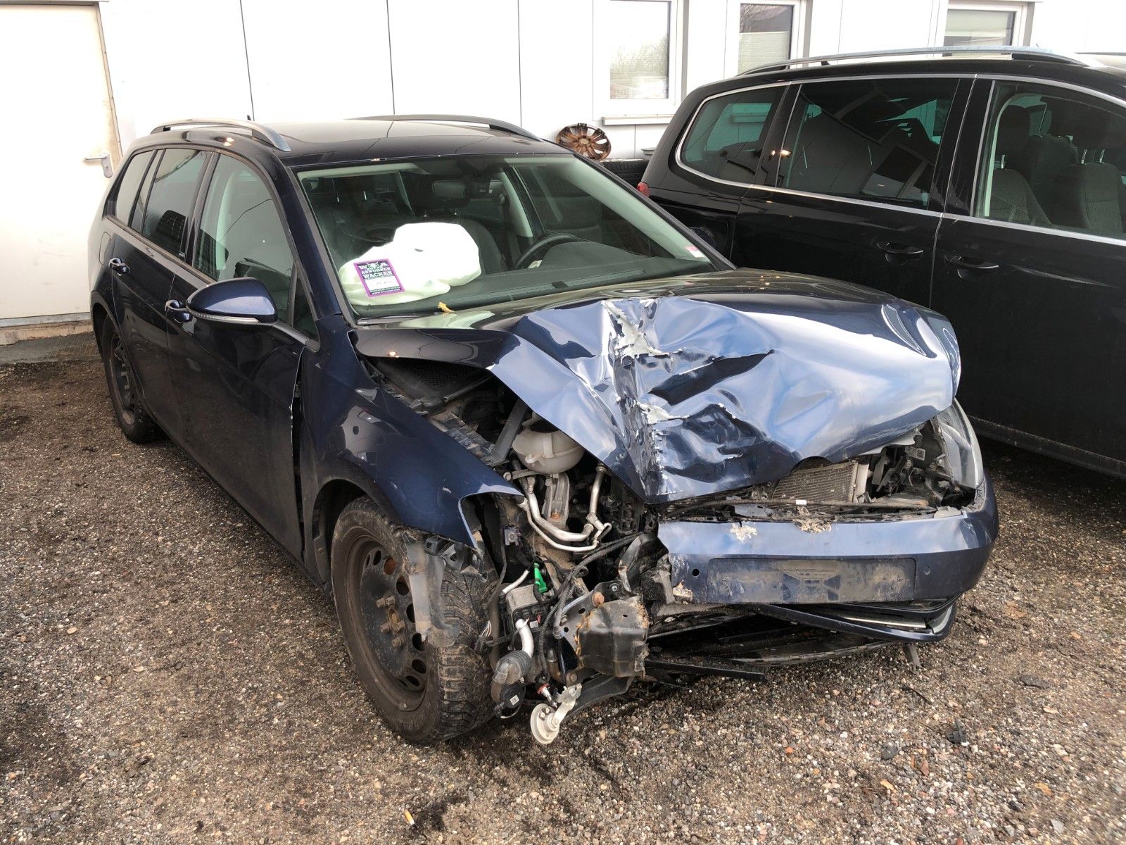 Fahrzeugabbildung Volkswagen Golf VII Variant Allstar BMT Unfall