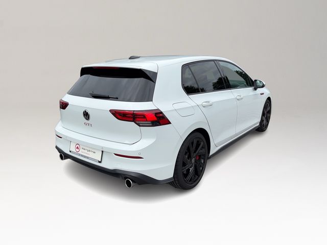 Golf VIII GTI, Winterpaket, ACC, 18" Bergamo, DS