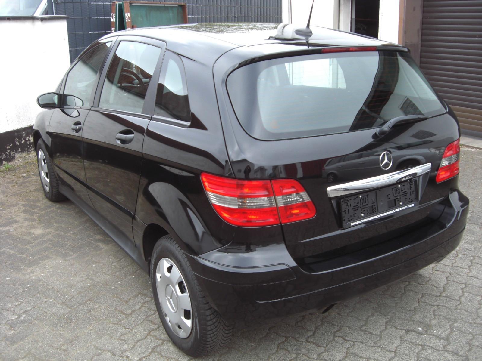 Mercedes-Benz B170 2005 — interior