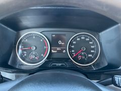Fahrzeugabbildung Volkswagen Crafter 35 Kasten,L2H1,Mixto,7-Sitzer,AHK 3T