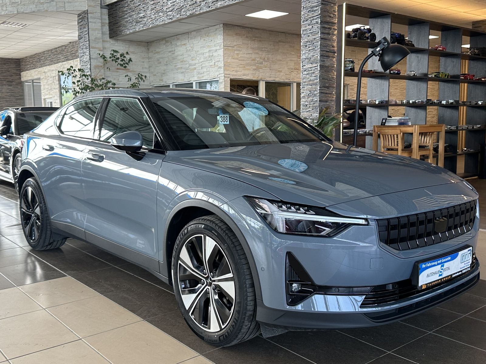 POLESTAR 2