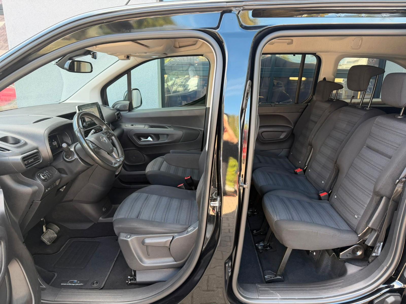 Opel Combo Elektro Behindertengerecht Rollstuhlrampe