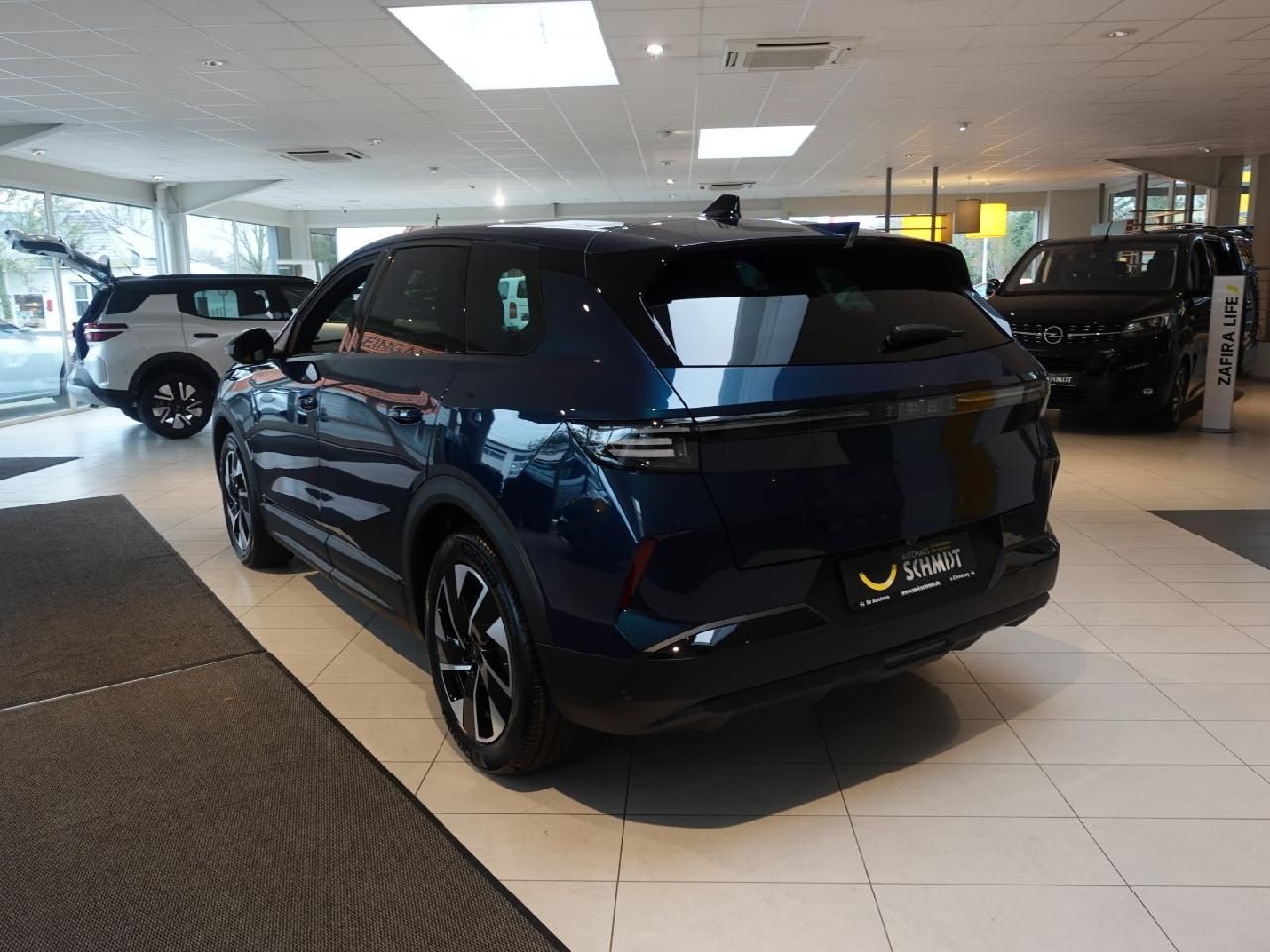 Fahrzeugabbildung Opel Grandland GS-Line 1,2 Mild-Hybrid