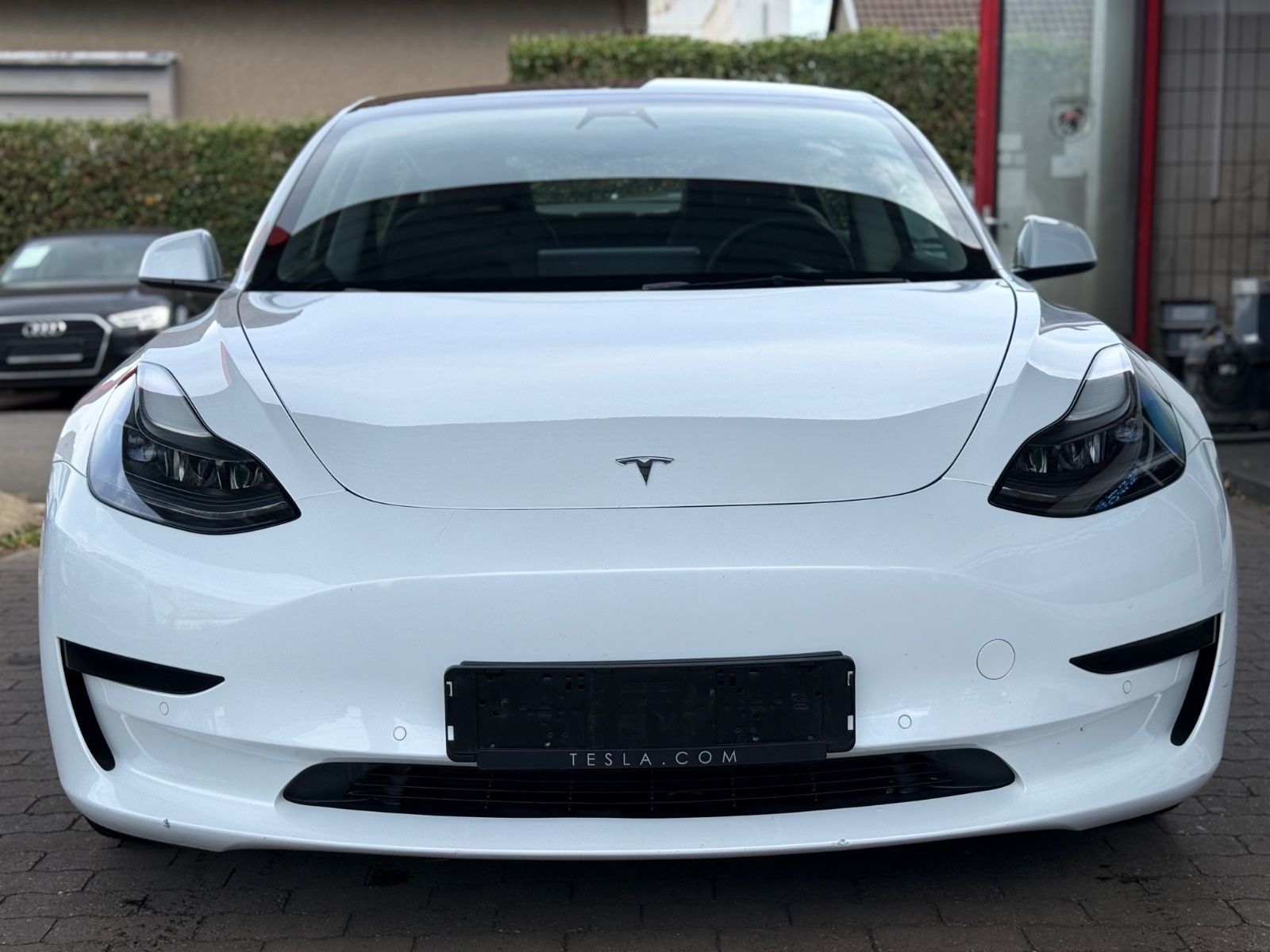 Tesla Model 3 RWD NAVI/LED/SHZ/KAMERA/CARPLAY imagem 2