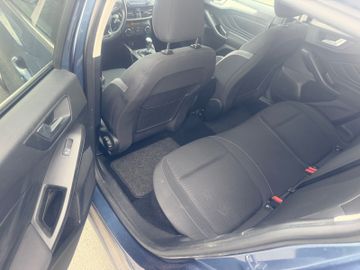 Ford Focus - 9