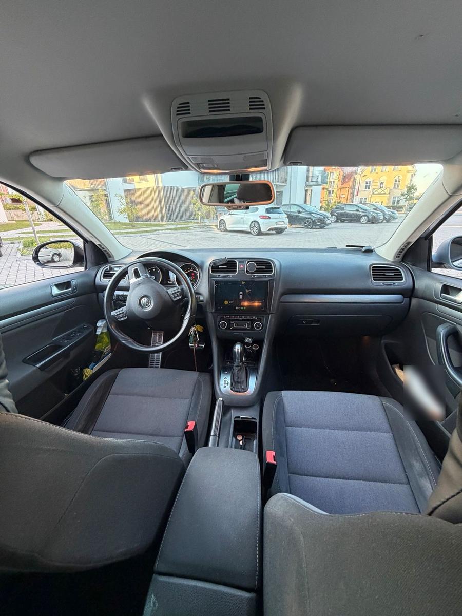 Volkswagen Golf 2011 — photo 9