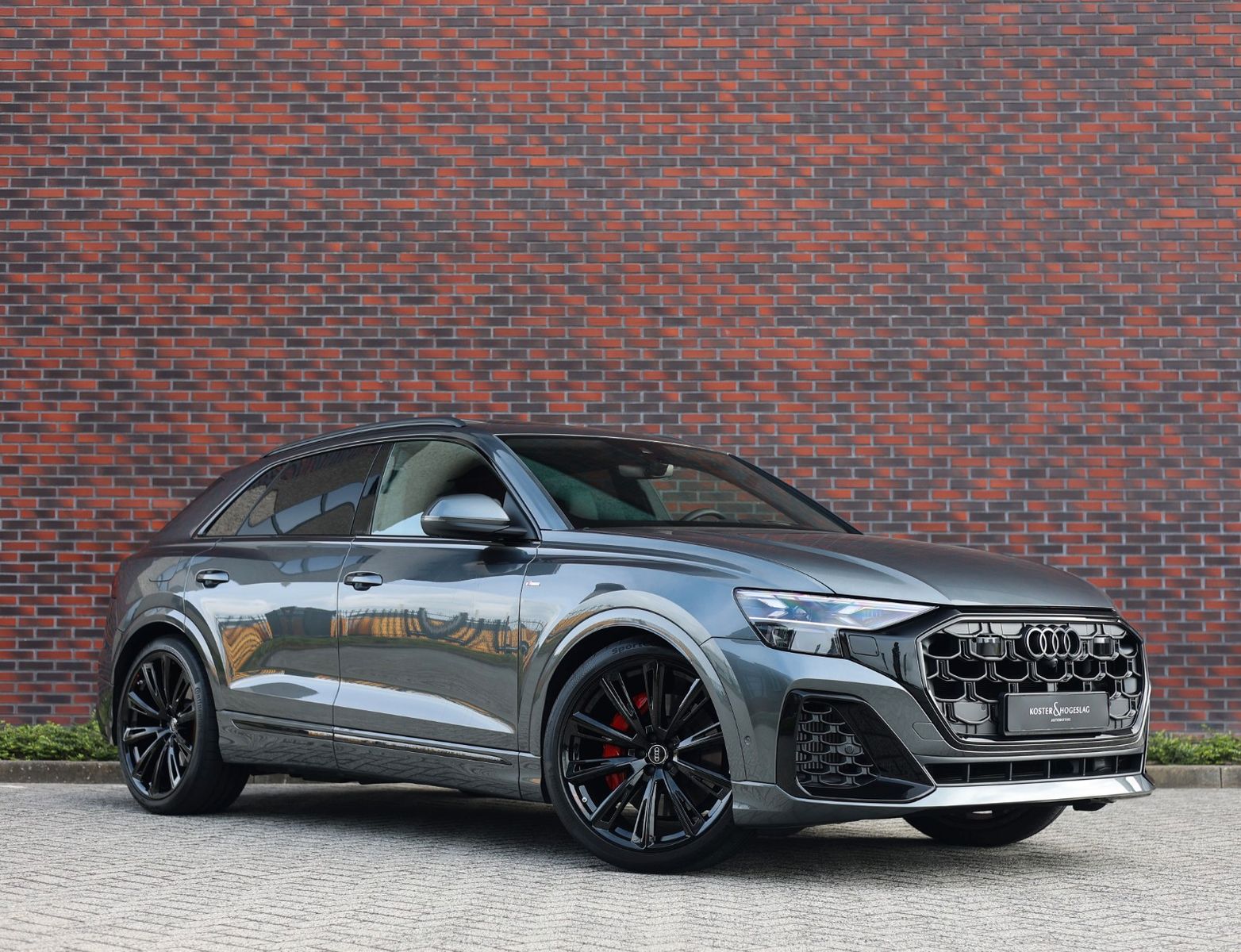 Audi Q8 55 TFSIe Quattro | Pano - AHK - B&O