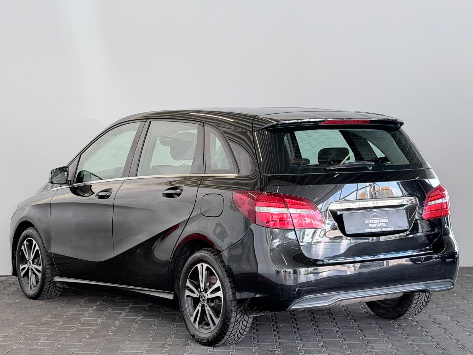Mercedes-Benz B 180  Automatik |Navi|LED|AHK