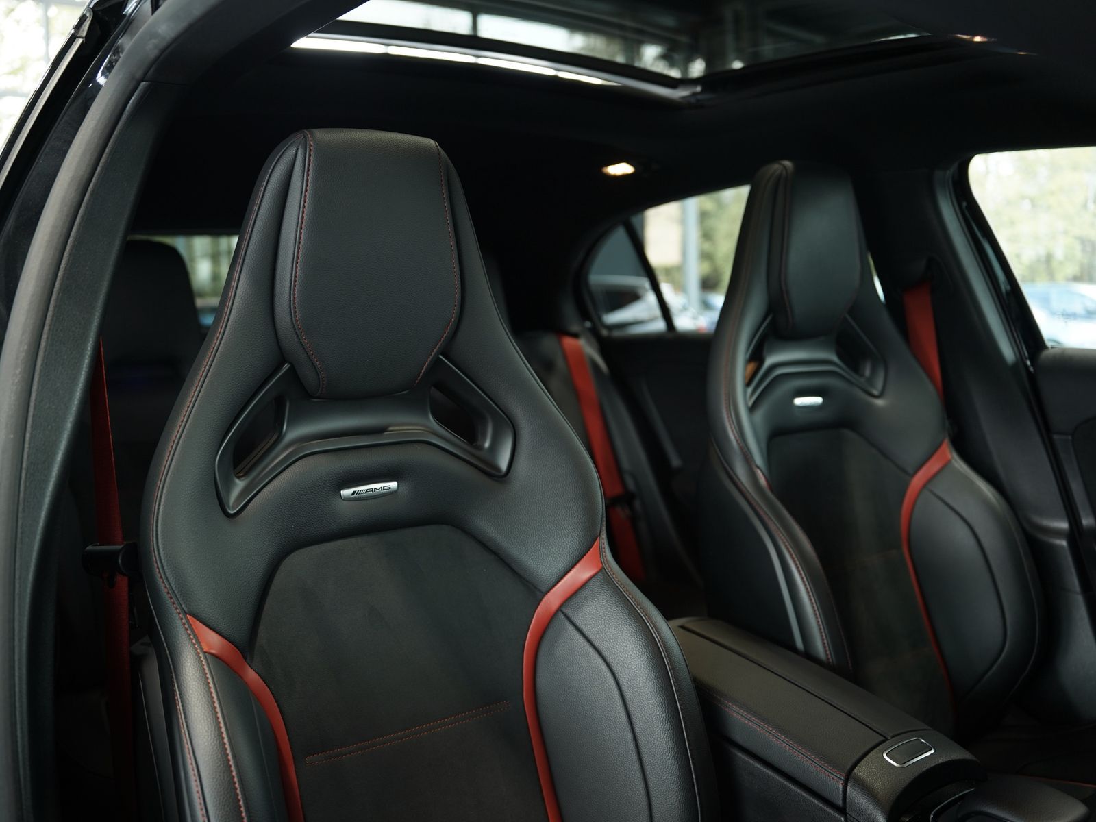 Mercedes Benz A 45 Amg