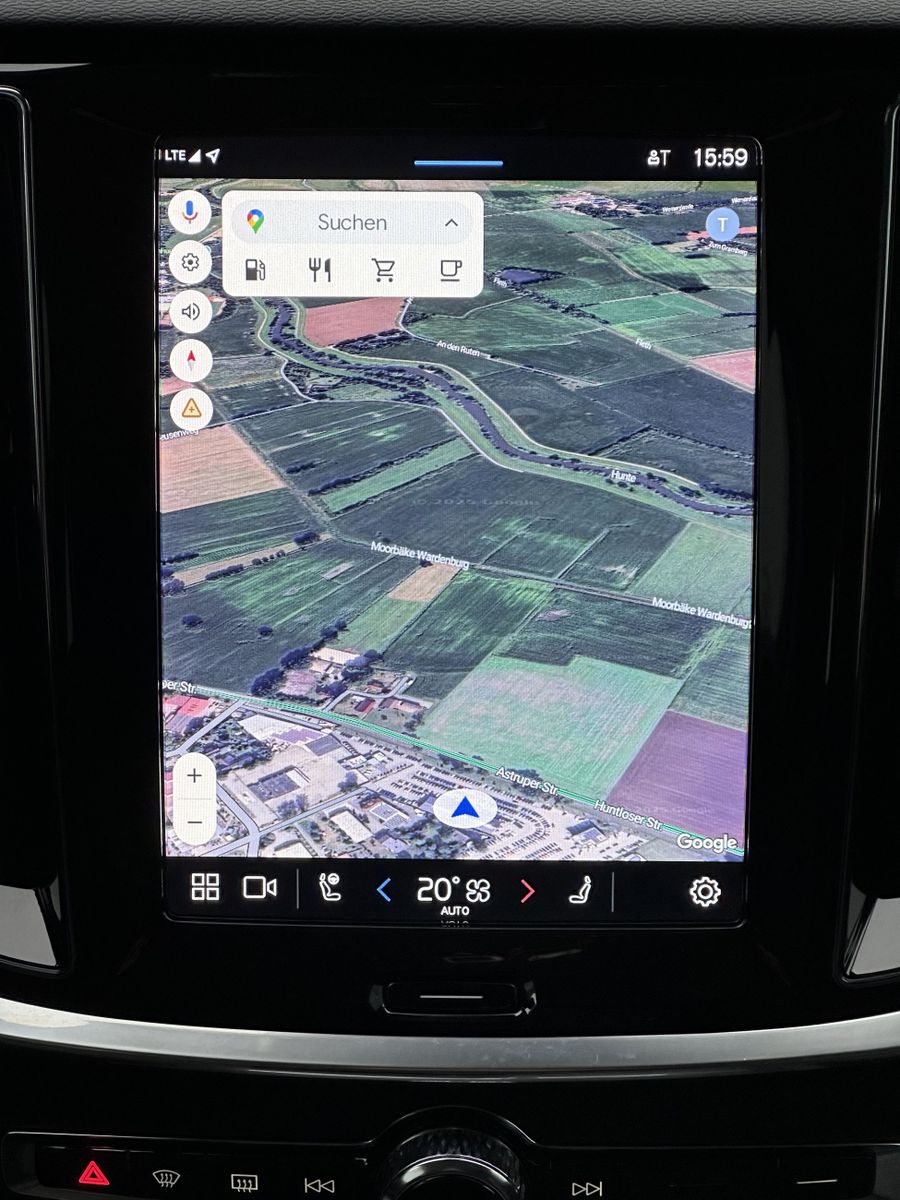 Fahrzeugabbildung Volvo V60 B4 D Core NAV+LED+KAM+AHK+VCOCKPIT+17ZO+1HD