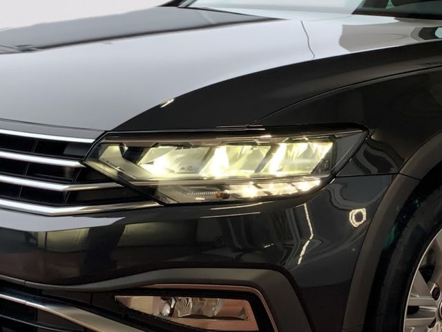 Passat Alltrack 2.0 TDI DSG 4M LED+NAVI+KAM+AHK+