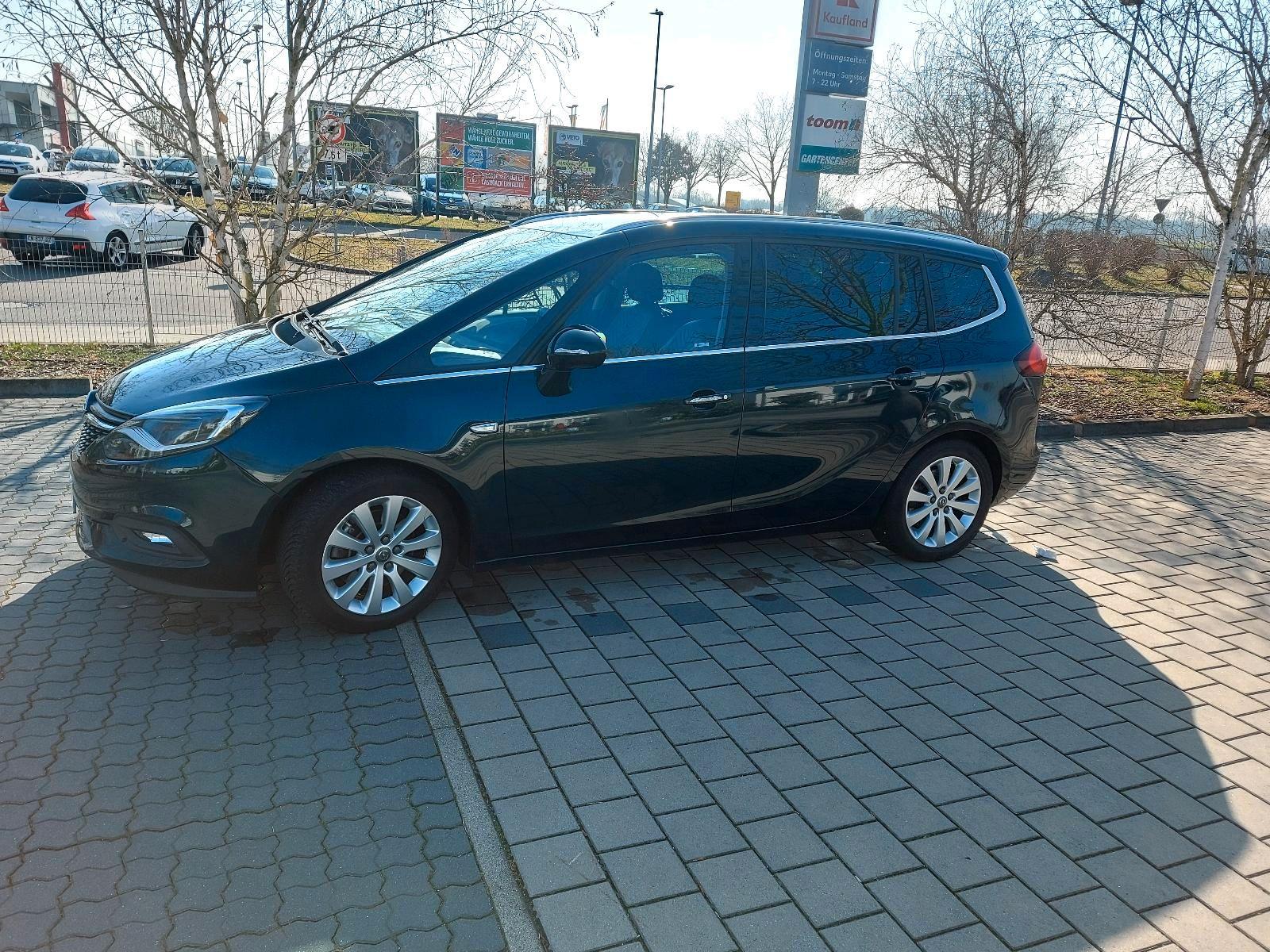 Opel Zafira Tourer