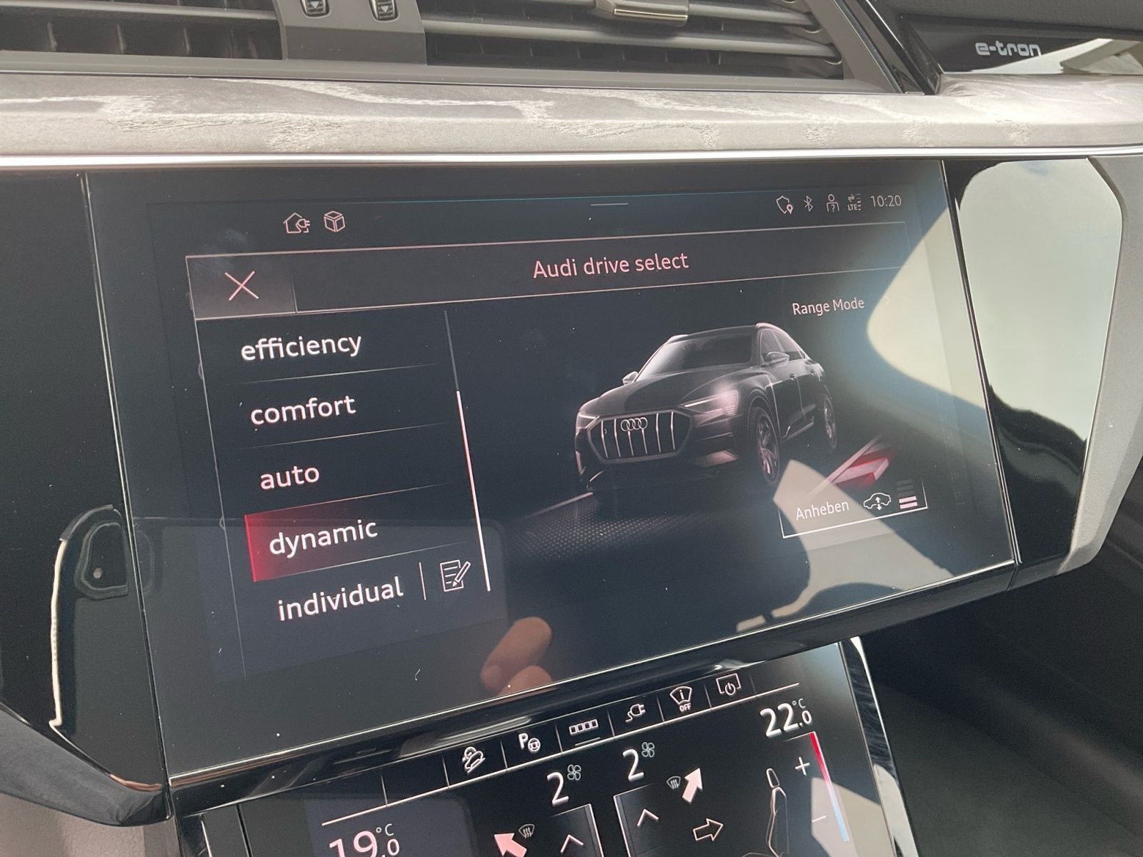 Audi Q8 e-tron - Bild 26