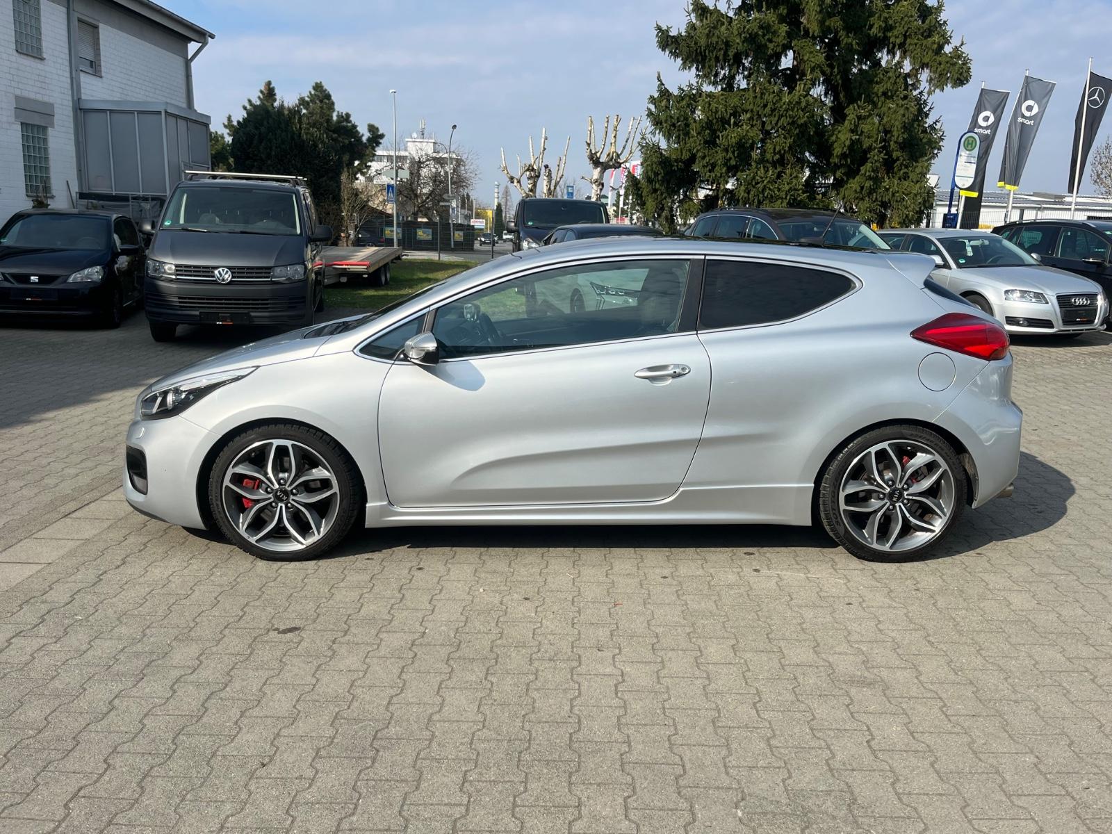 Kia ProCeed GT-Track*Navi,Kamera,Panorama*