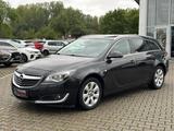 Opel Insignia A Sports Tourer Innovation/AUT/NAV/SHZ - Opel Insignia mit Diesel-Antrieb: Innovation