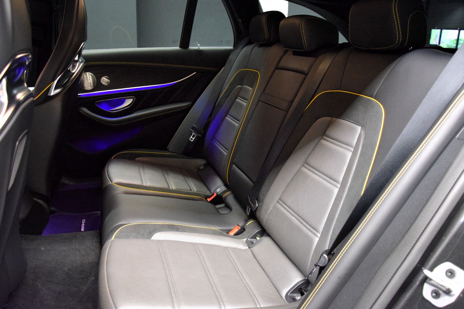 Fahrzeugabbildung Mercedes-Benz E 63 s AMG T 4Matic+ 360° ACC Perf. Sitze Burme.