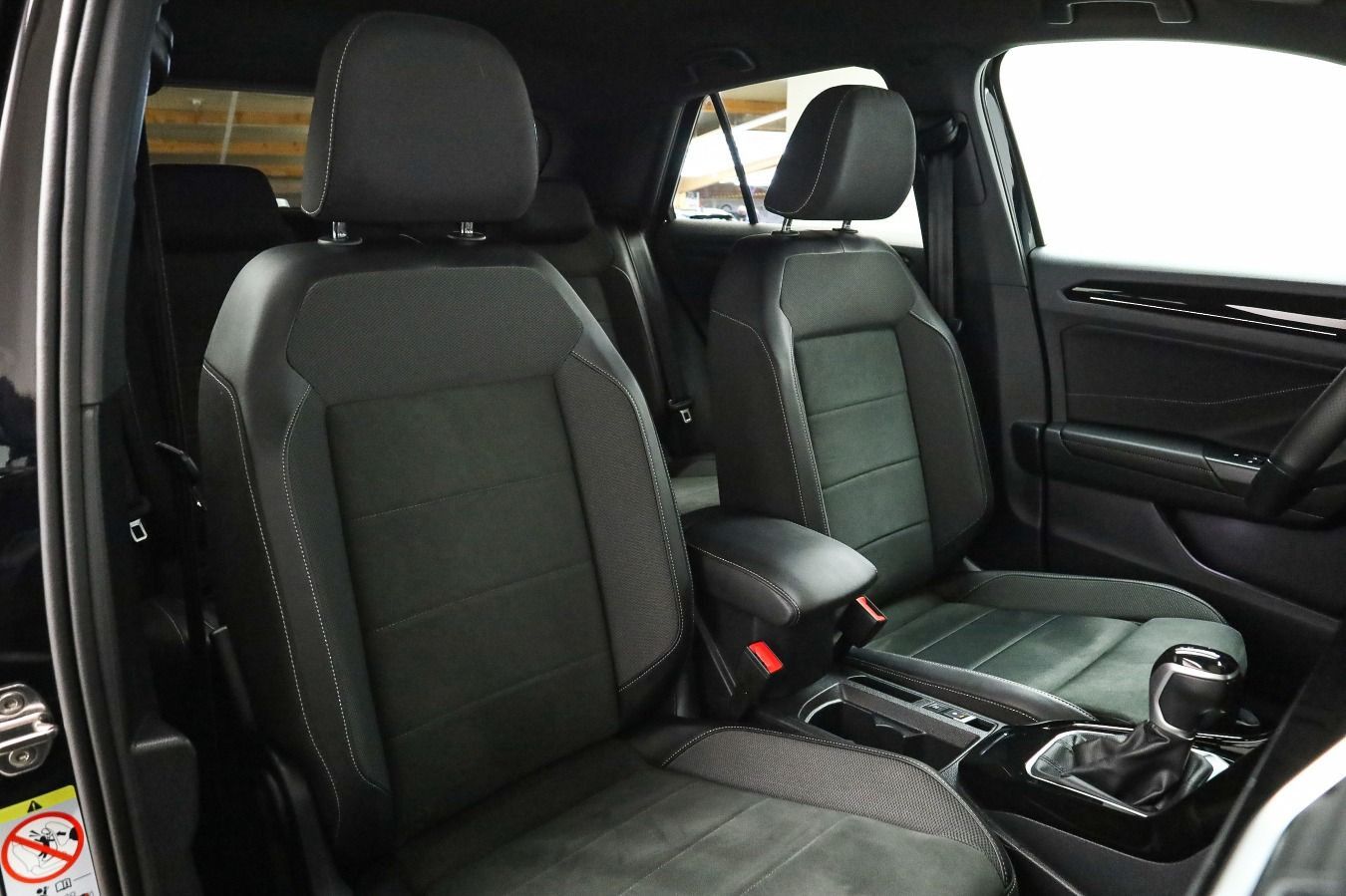 Volkswagen T-Roc - Bild 23