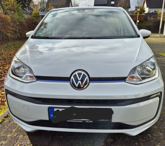 Volkswagen up! e-up! Style Plus, EZ11/2022, 8-fach bereift