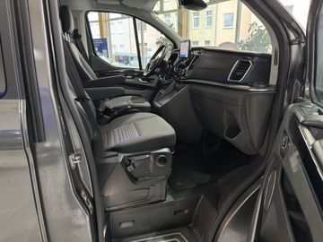 Ford Tourneo Custom Titanium L2 AHK abnehmbar