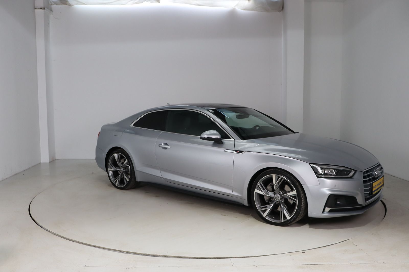 Fahrzeugabbildung Audi A5 Coupe 2.0 TFSi S-line Quattro S-tronic