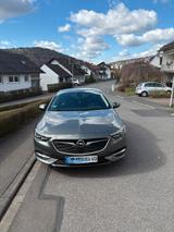 Opel Insignia Turbo D - Opel Insignia Turbo mit Diesel-Antrieb