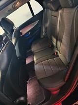 Mercedes-Benz E 200 d T Autom. - - : Blau, Teilleder, Luftfederung