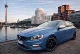 Volvo V60 D4 R-Design, 1.Hand, AHK, Sport-Fahrwwerk - Volvo V60: Sport