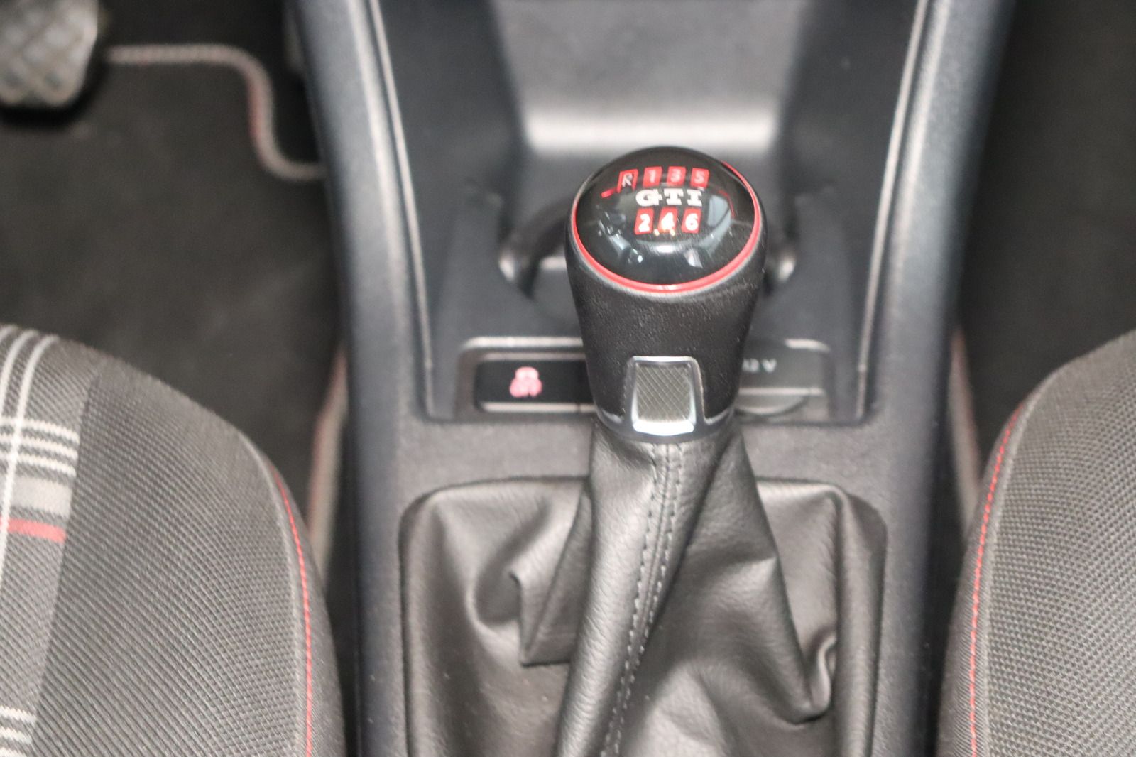 Fahrzeugabbildung Volkswagen up! GTI * Sitzhzg. * Panorama * TOP