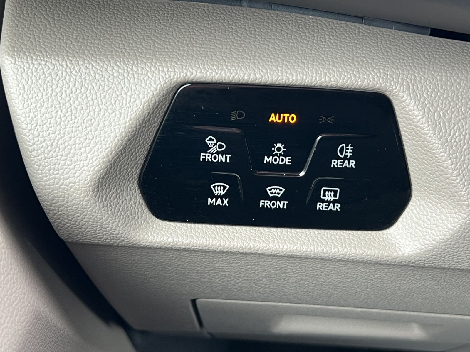 Multivan Style 1,5 l 130 kW eHybrid OPF 4MOTION