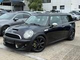 MINI Cooper S Clubman/Leder/HK/Navi/Panorama - MINI Cooper S Clubman aus 2010