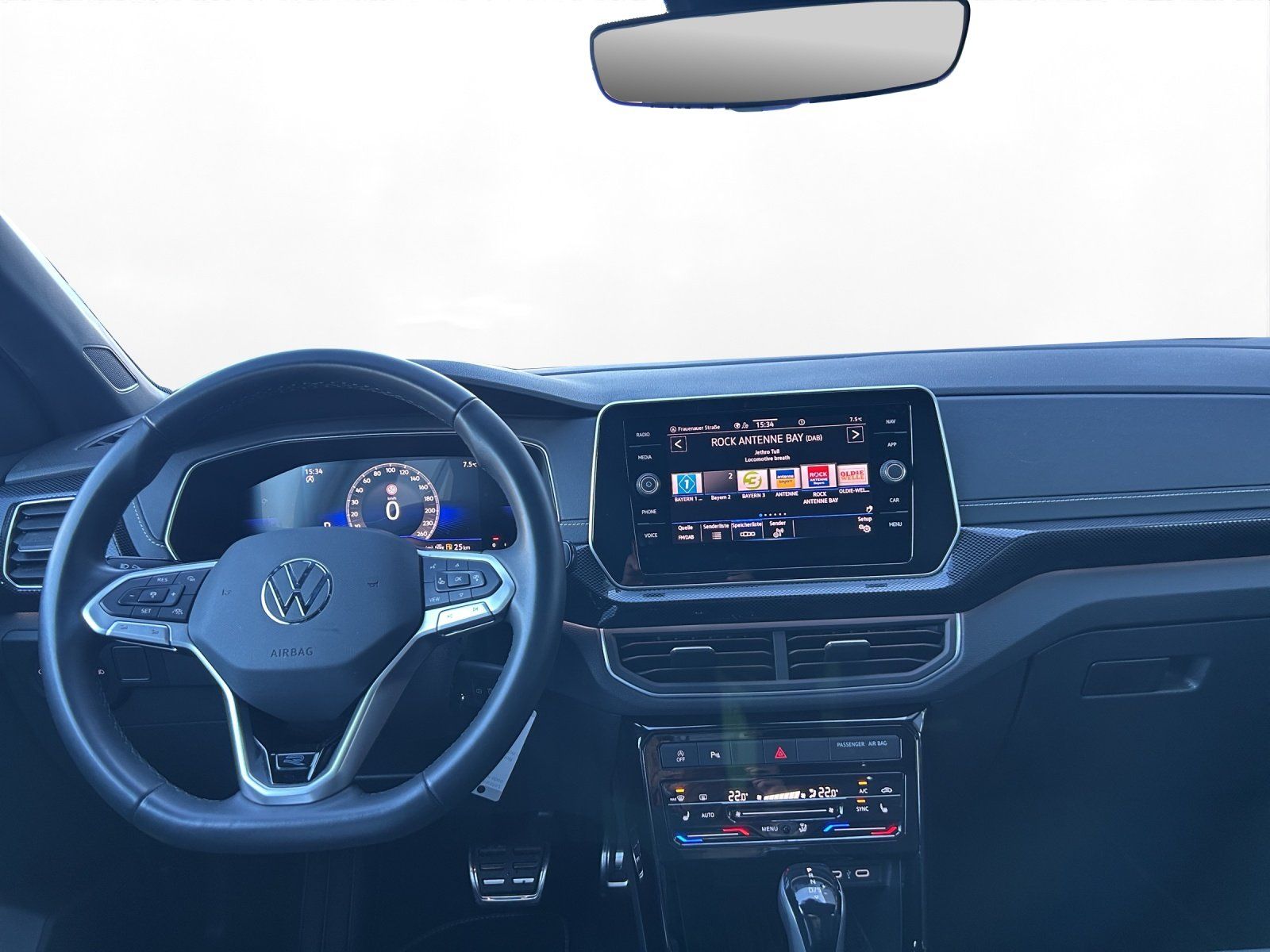 Volkswagen T-Cross - Bild 12