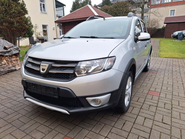 Dacia Sandero stepway 1.Hand TÜV neu PDC Navi Temp