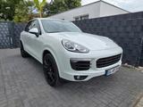 Porsche Cayenne Diesel Platinum Edition 21 Zoll Alcantar - Porsche Gebrauchtwagen in Bonn