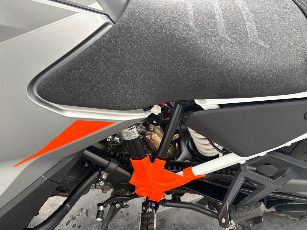 Fahrzeugabbildung KTM 1290 SUPER ADVENTURE S *TOPCASE *TOP-ZUSTAND