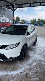 Nissan Qashqai 1.6 dCi DPF Xtronic Black Edition Bl... - Nissan Qashqai mit Diesel-Antrieb: Limousine, Automatik