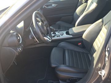 Alfa Romeo Giulia Veloce Q4 2.0 Turbo 16V Kam.+KeyLess+SHZ