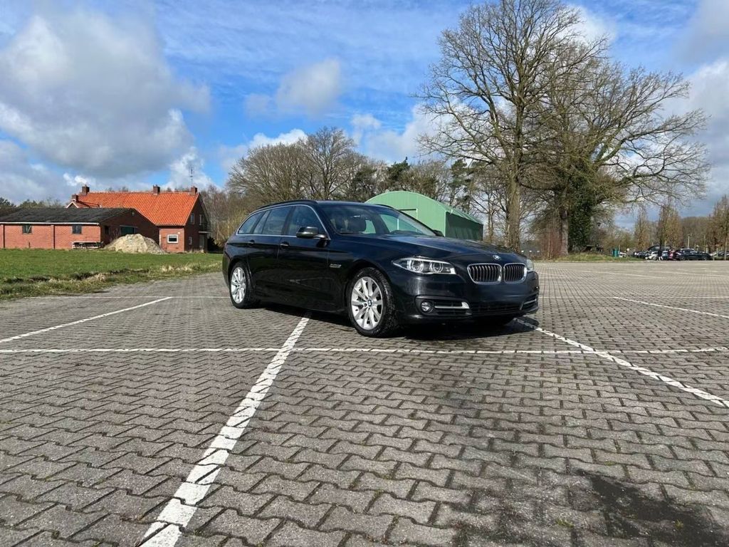 Image of BMW 530