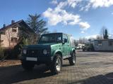 Suzuki SJ Samurai 80 mit Schraubenfedern - Suzuki SJ Samurai: 3 Türen