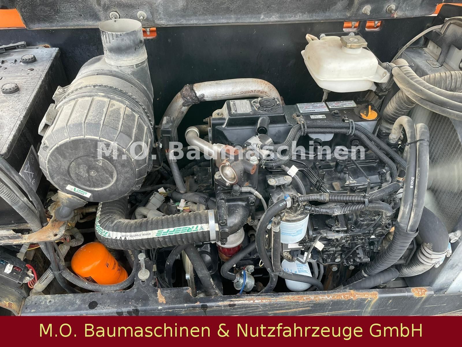 Fahrzeugabbildung Other FH 625 / SW / 2,5 t / 6m / 4x4x4